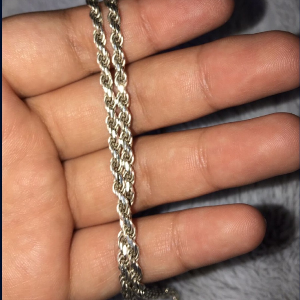 Silver chain - Picture 2 of 2
